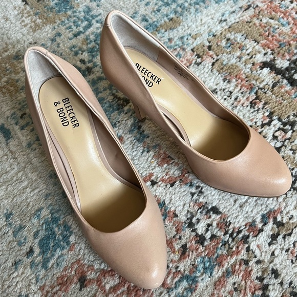 Bleecker and Bond Heels Shoes Women - Picture 10 of 11